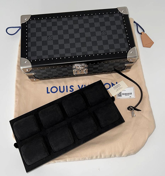 Louis Vuitton Бокс под часы