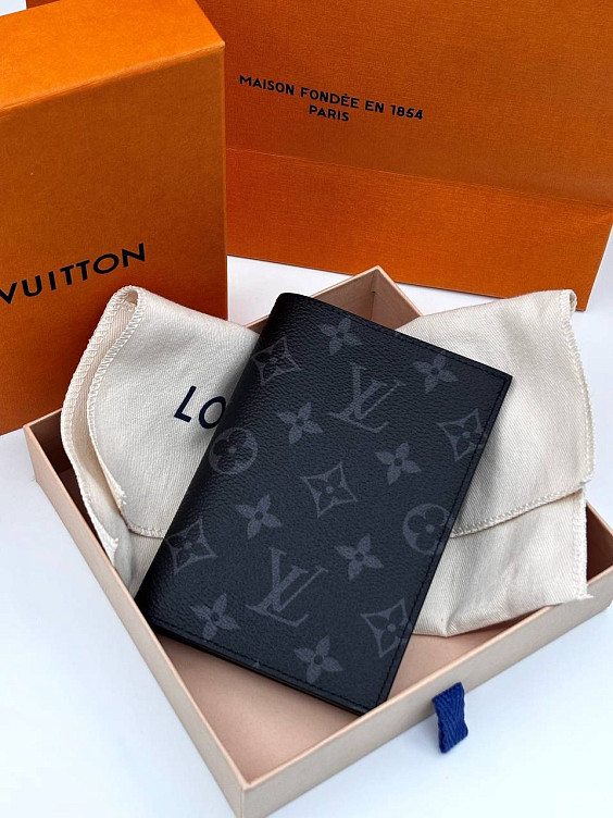 Louis Vuitton Обложка на паспорт