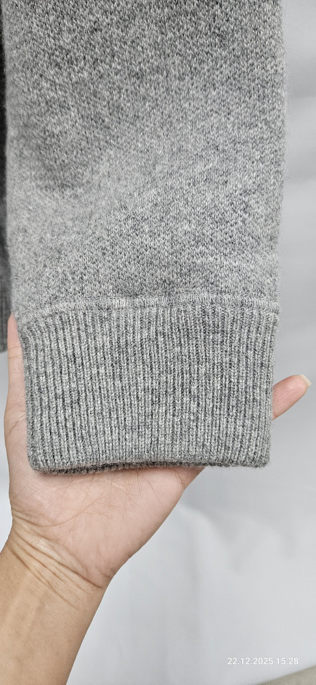 Свитер Dolce & Gabbana смотреть фото