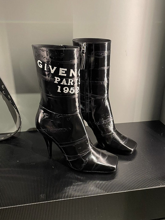 Givenchy Ботильоны