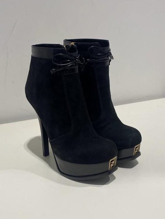 Fendi Ботильоны