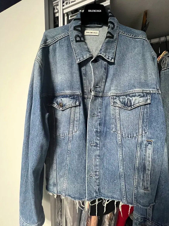 Balenciaga Джинсовая куртка