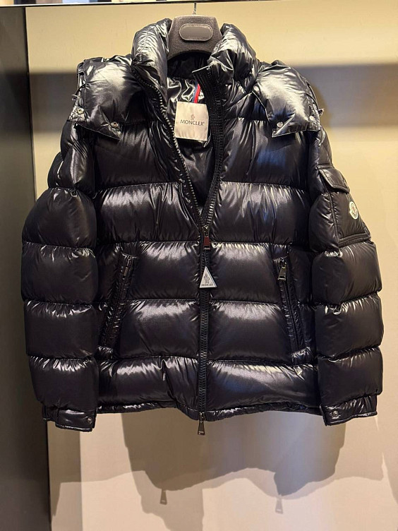 Moncler Пуховик