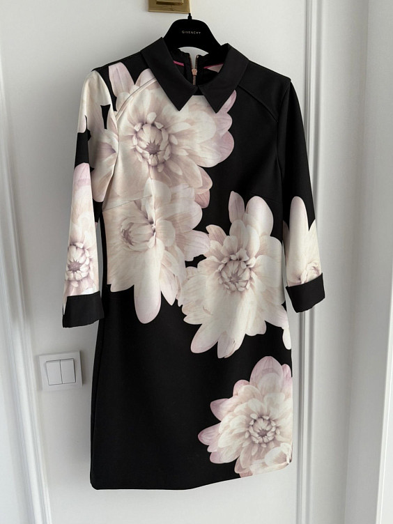 Ted Baker Платье