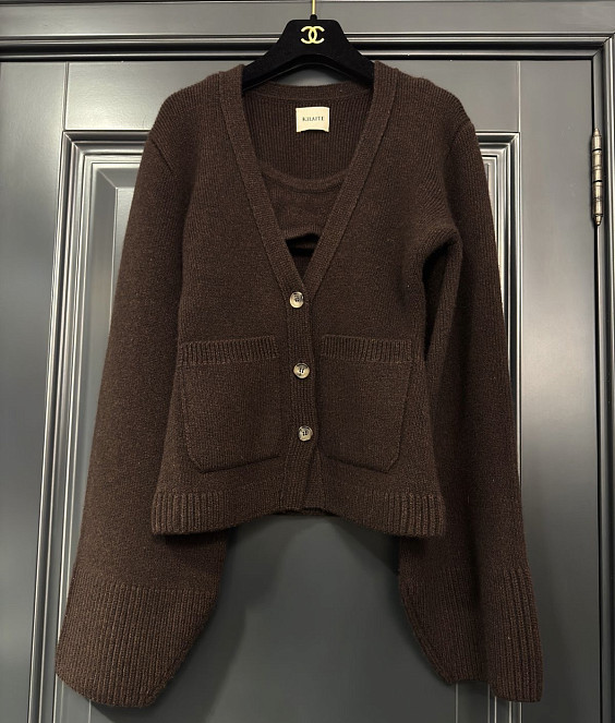 Khaite Двойка: кардиган и топ