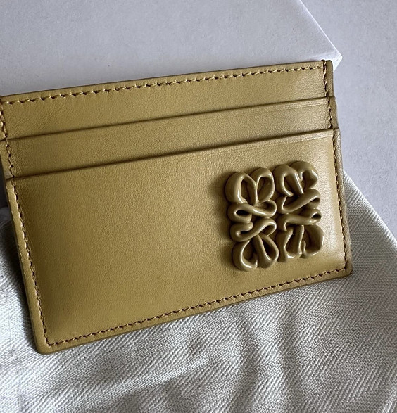 Loewe Картхолдер