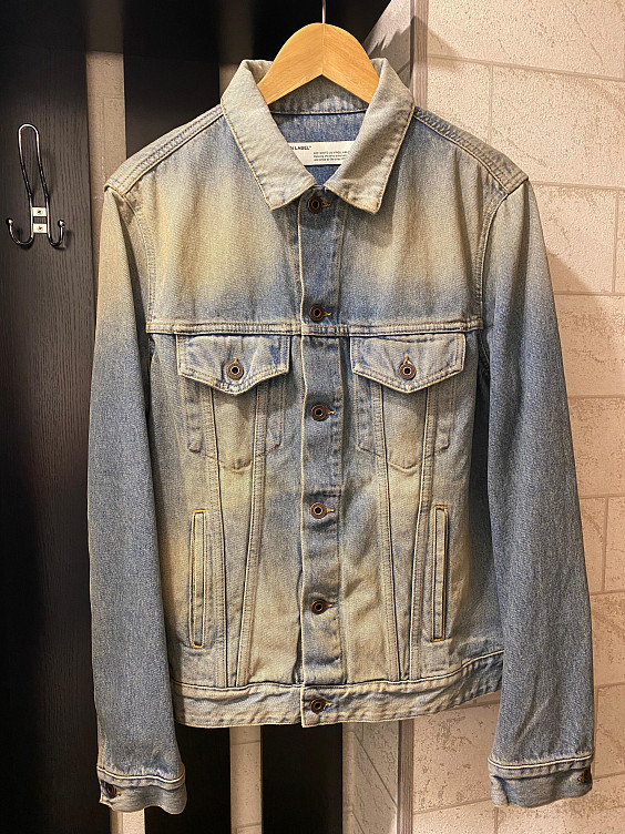 Off-white Джинсовая куртка