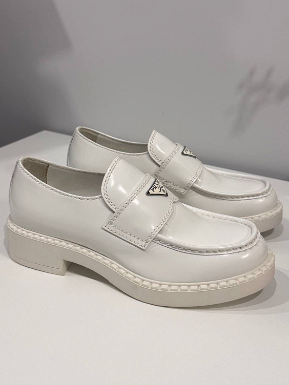 Prada Лоферы