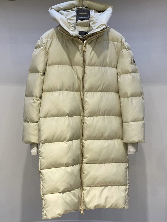 Lorena Antoniazzi Пуховик