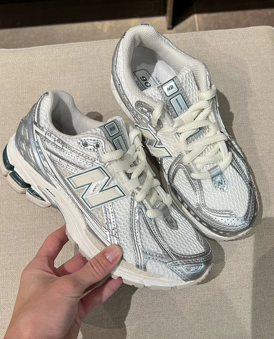 New Balance Кроссовки