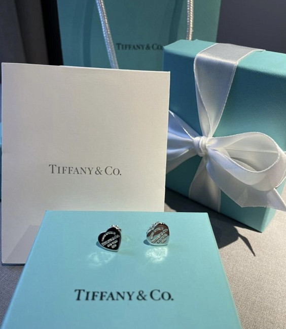 Tiffany & Co Серьги-пусеты