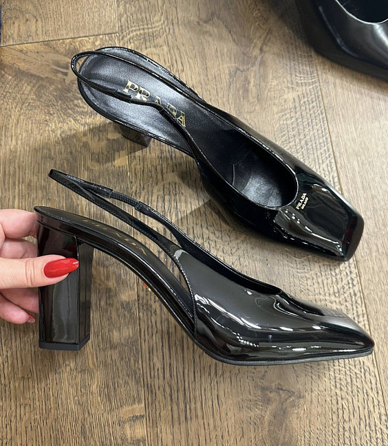 Prada Туфли
