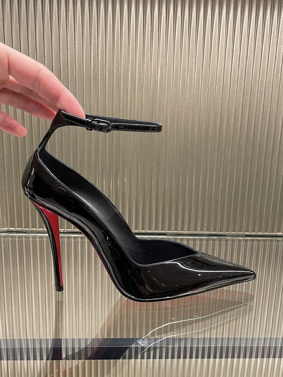 Christian Louboutin Туфли