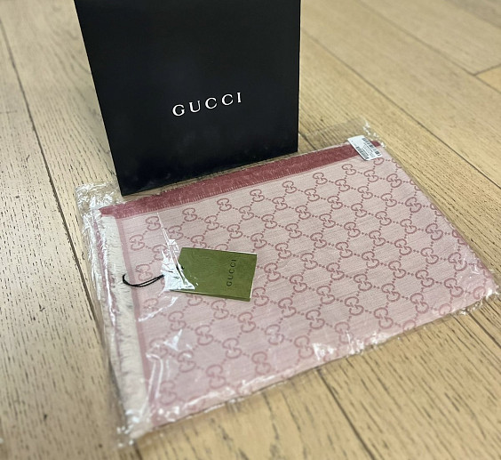 Gucci Шаль