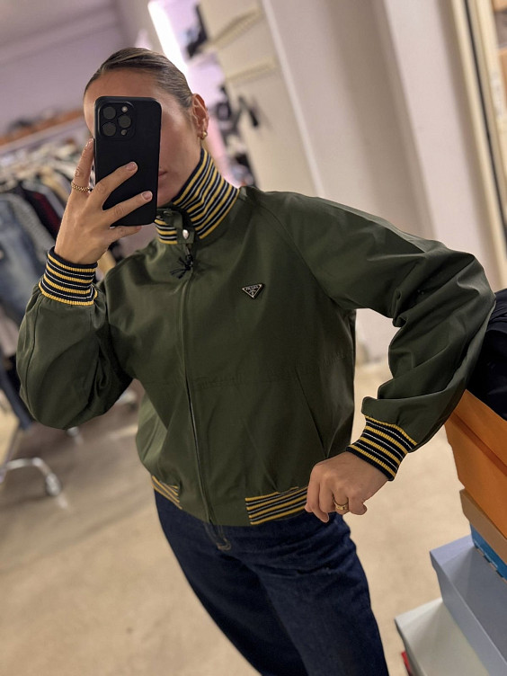 Prada Бомбер