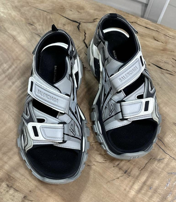 Balenciaga Сандалии