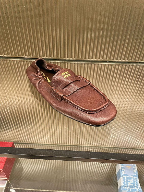 Miu Miu Лоферы