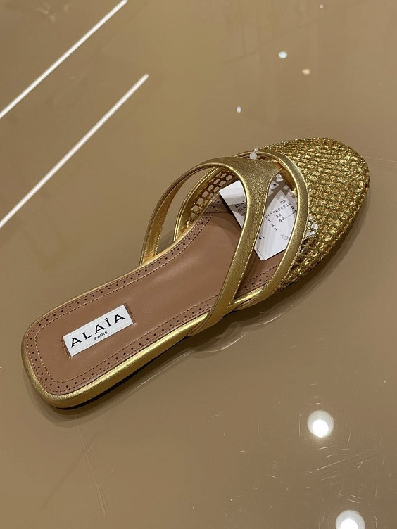 ALAÏA Сабо