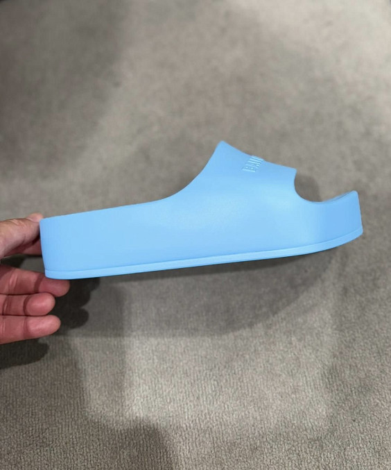 Balenciaga Шлёпки
