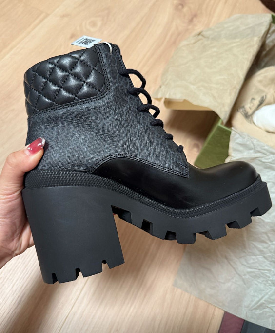Gucci Ботинки