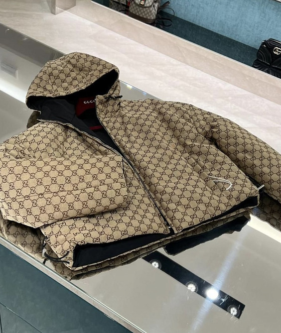 Gucci Пуховик