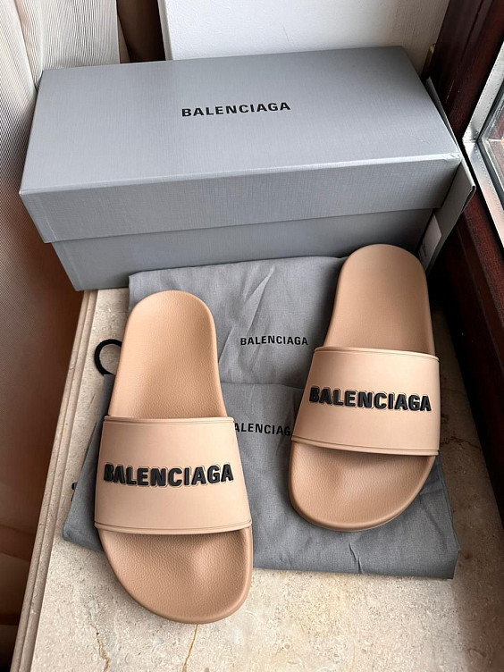 Balenciaga Шлёпки