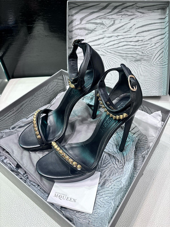 Alexander McQueen Босоножки