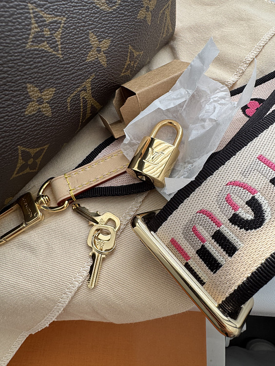 Louis Vuitton Сумка