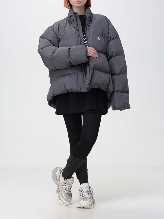 Balenciaga Пуховик