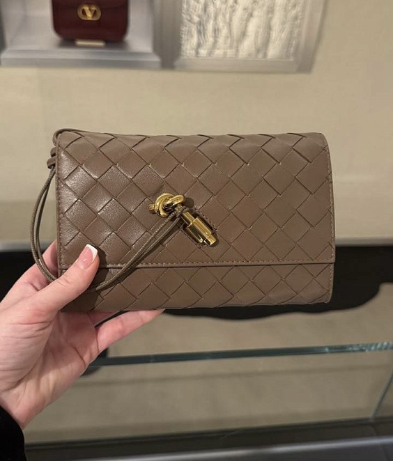 Bottega Veneta Сумка-клатч