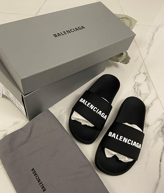 Balenciaga Шлёпки