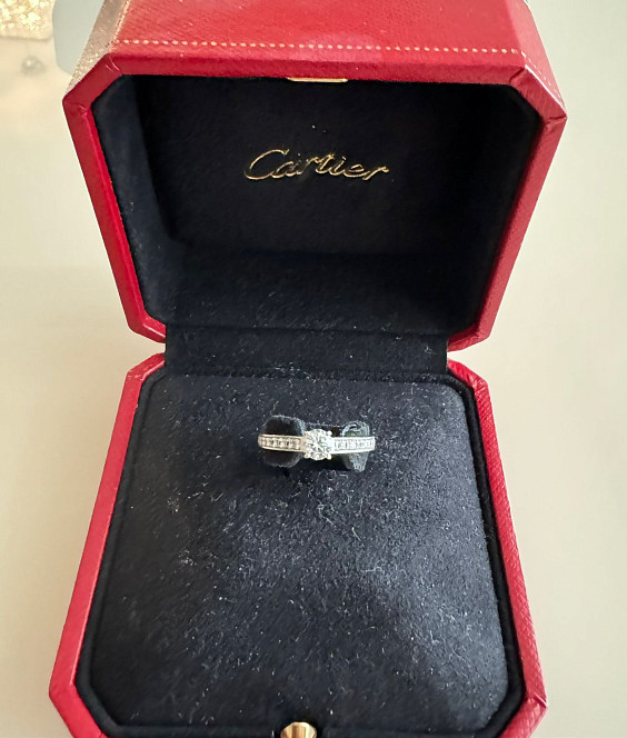 Cartier Кольцо