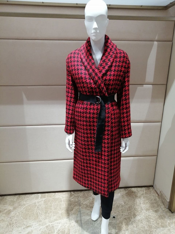 Ermanno Scervino Пальто