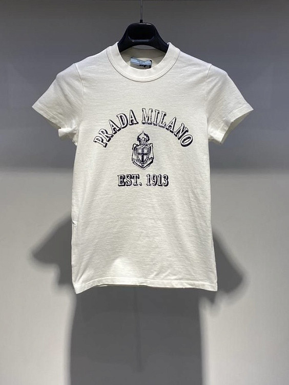 Prada Футболка