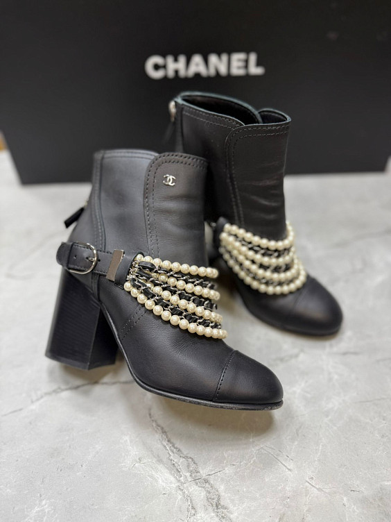 Chanel Ботильоны