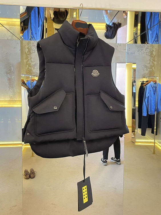 Moncler Жилетка