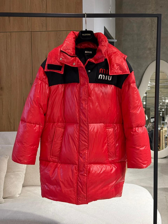 Miu Miu Пуховик