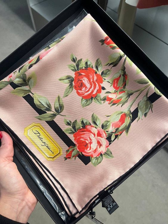 Dolce & Gabbana Шаль