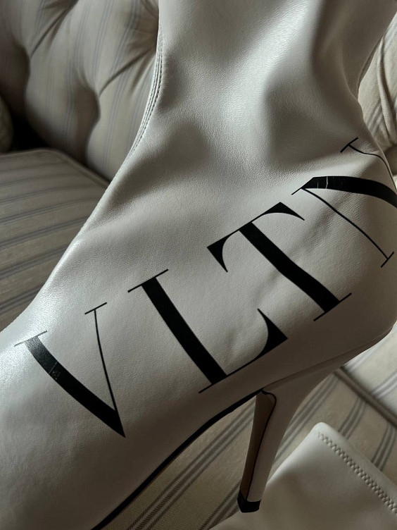 Valentino Ботильоны