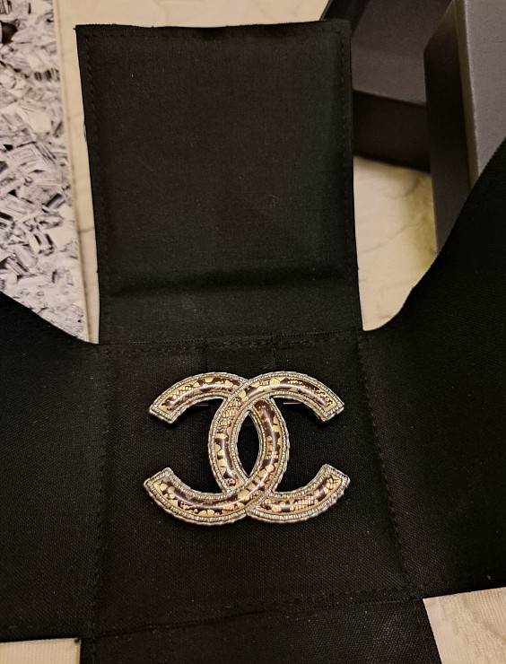 Chanel Брошь