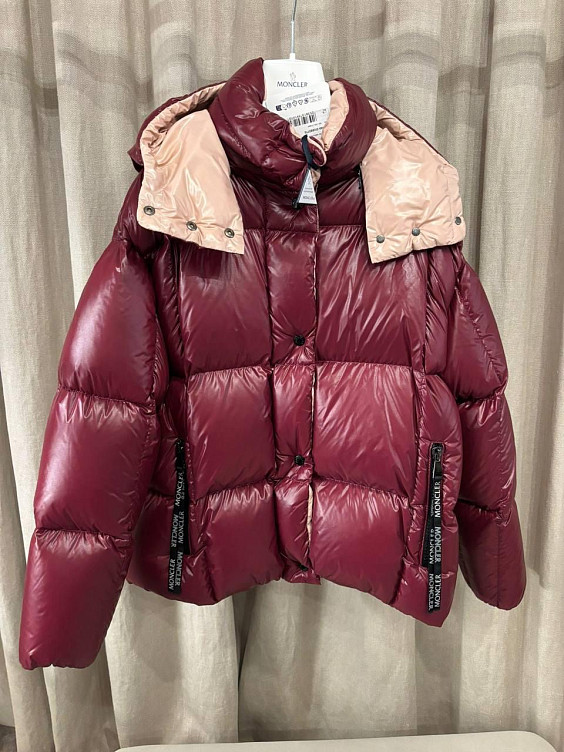 Moncler Пуховик