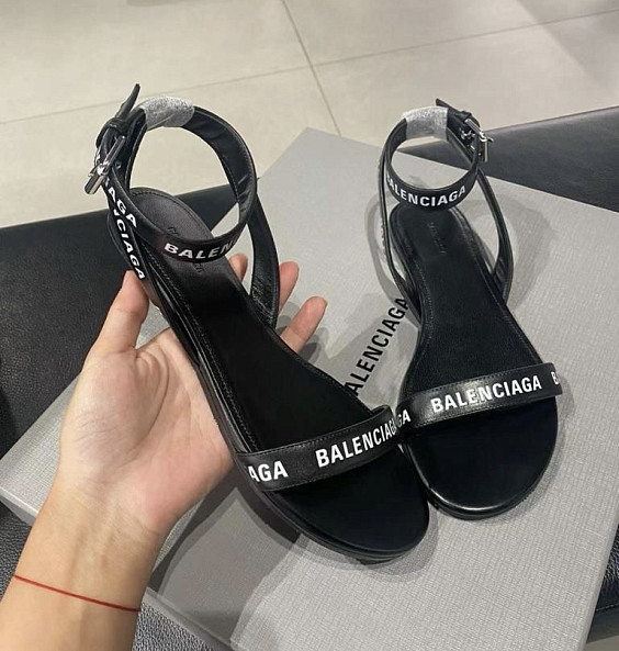 Balenciaga Сандалии