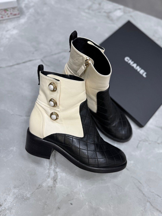 Chanel Ботинки
