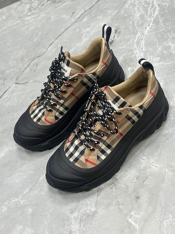 Burberry Кроссовки