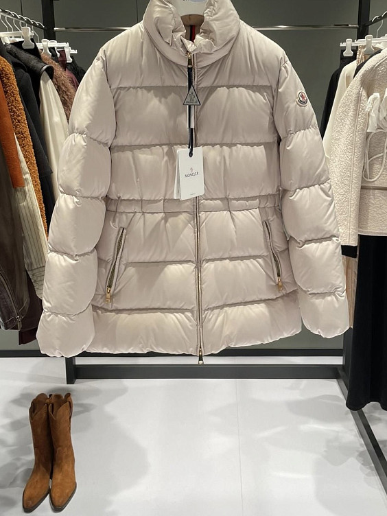 Moncler Пуховик