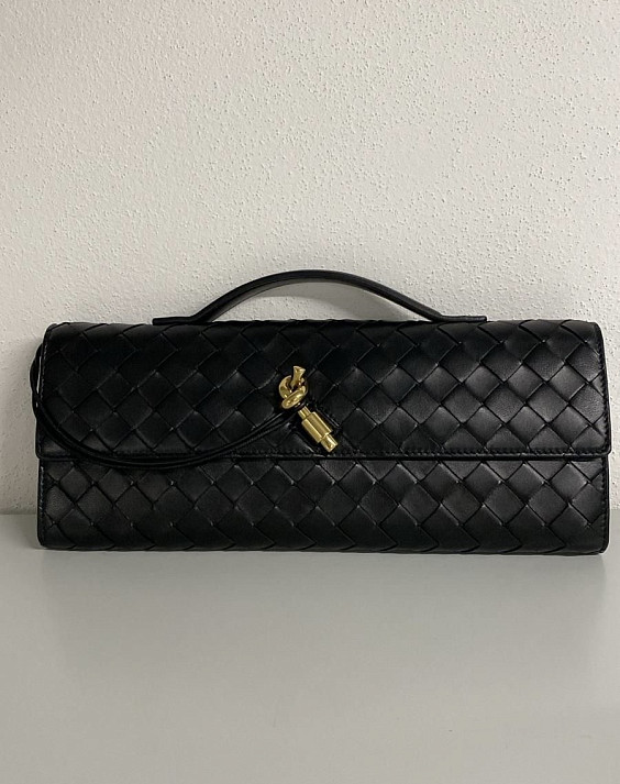 Bottega Veneta Клатч