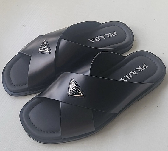 Prada Сабо