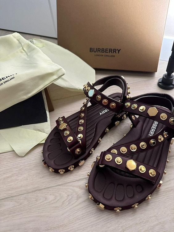 Burberry Сандалии