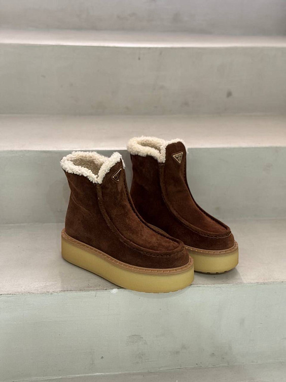 Prada Ботинки