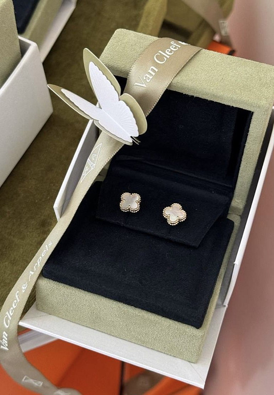 Van Cleef & Arpels Пусеты